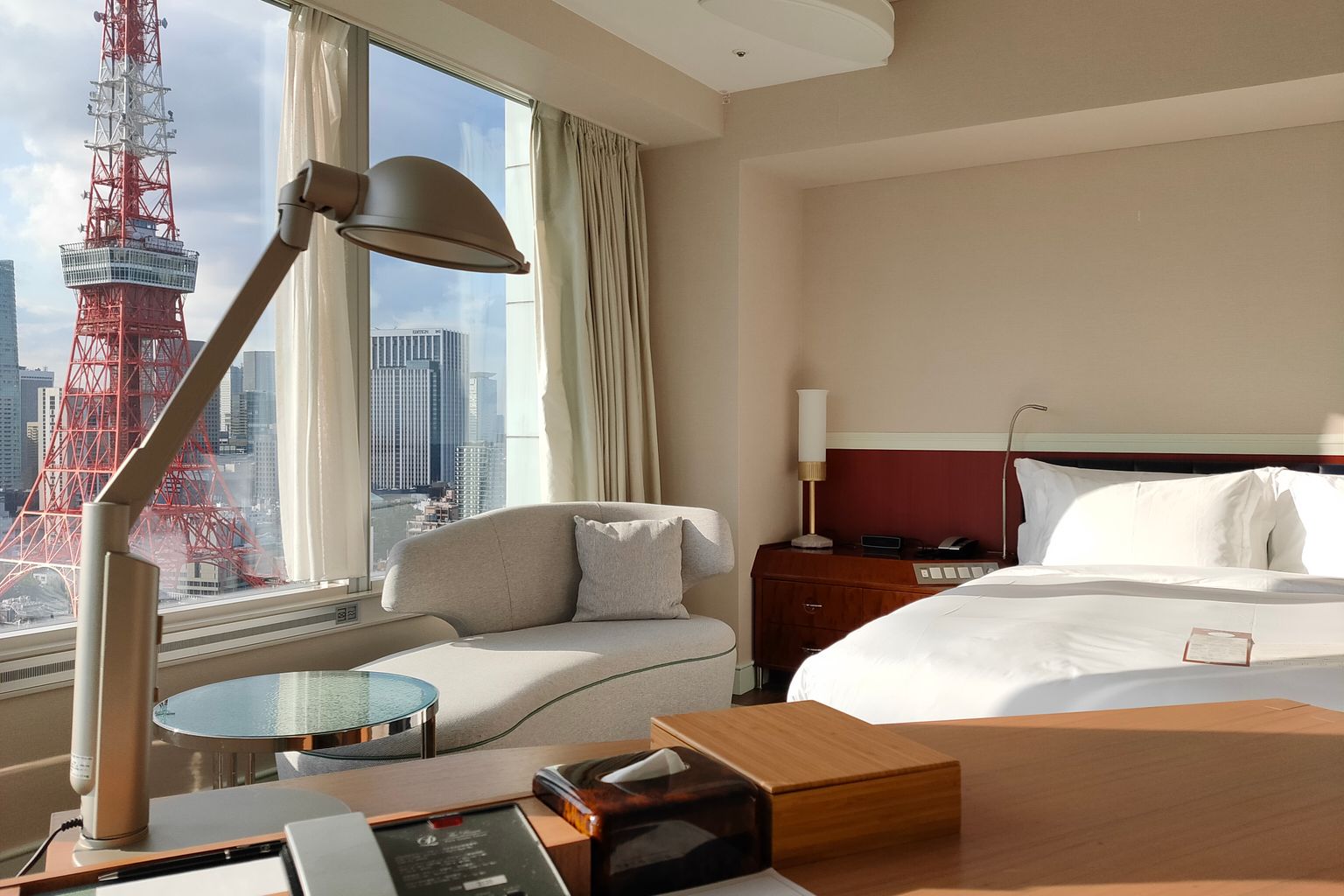 Hotel room in New York City showing what nightly rates buy